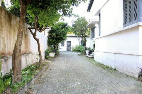Image 13 - 285220