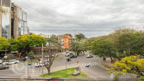 Image 16 - 285456