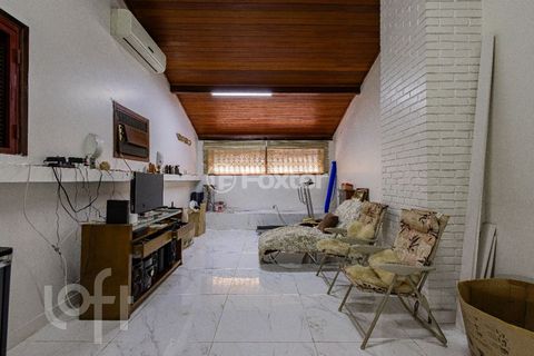 Image 9 - 285585
