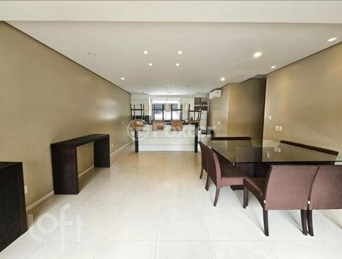 Image 8 - 285741