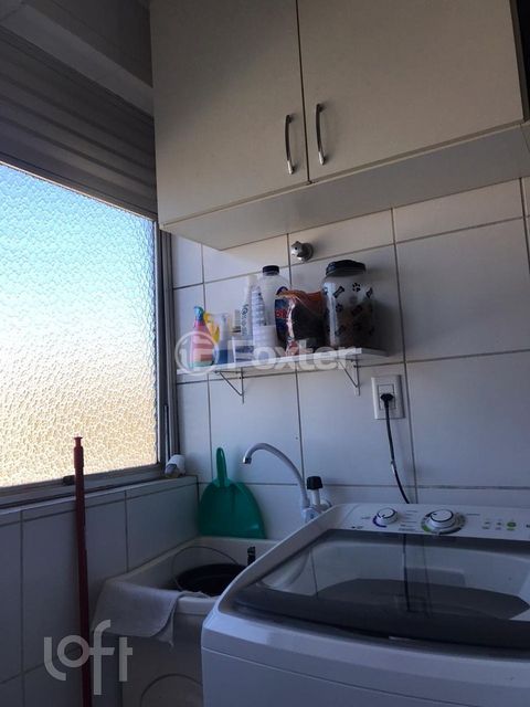 Image 10 - 285821