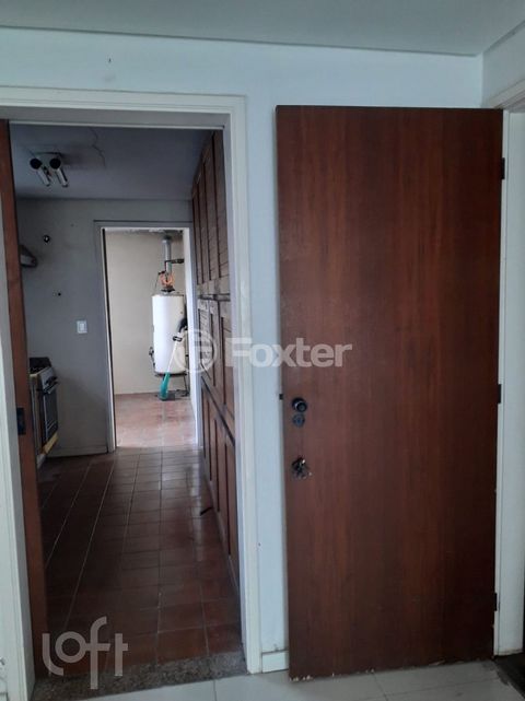 Image 2 - 286205