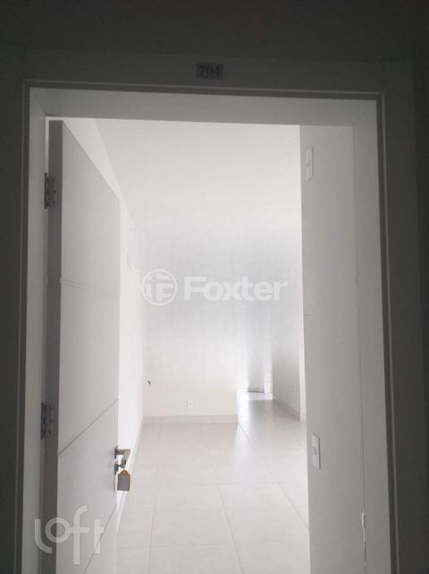 Image 17 - 289525