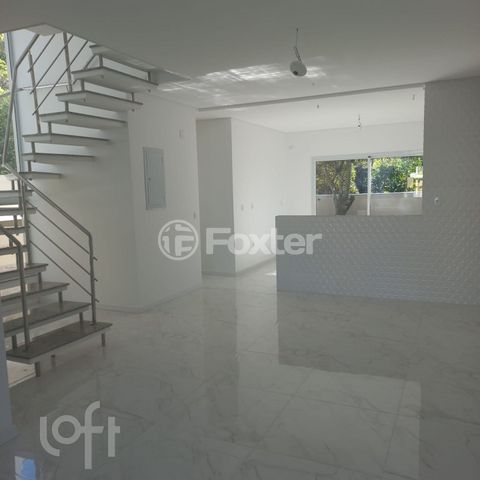 Image 3 - 289600
