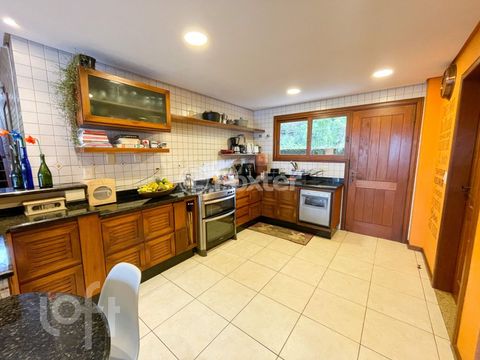 Image 11 - 289668