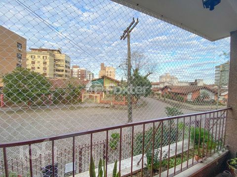Image 18 - 294111