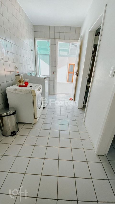 Image 16 - 294502