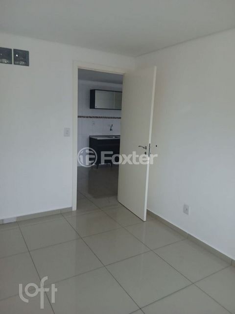 Image 7 - 294946