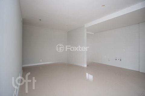 Image 2 - 295015