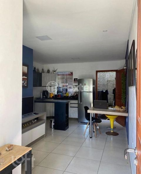 Image 1 - 295578