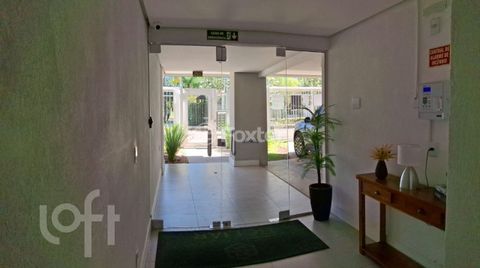 Image 17 - 296302