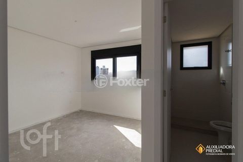 Image 4 - 296352