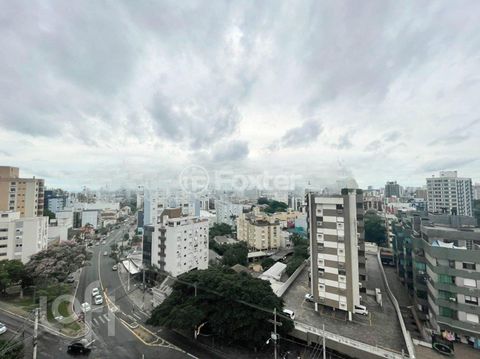 Image 13 - 296352