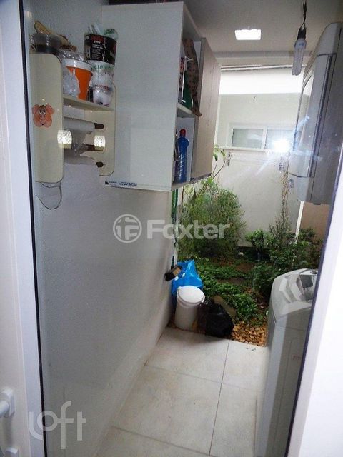 Image 7 - 297831