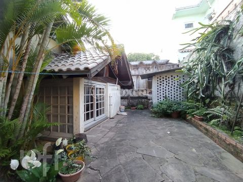 Image 17 - 297903
