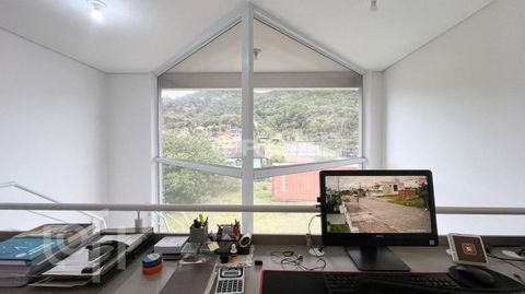 Image 16 - 298370