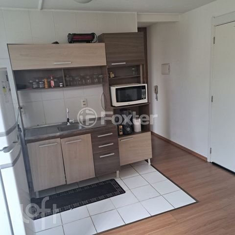 Image 3 - 299751