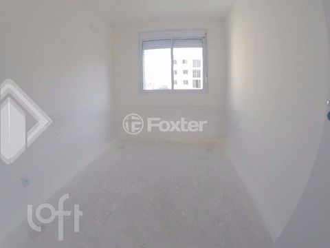 Image 7 - 299812