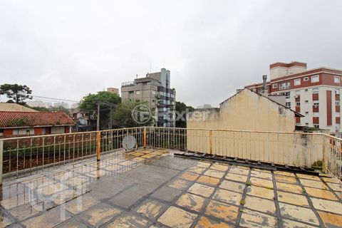 Image 11 - 299882