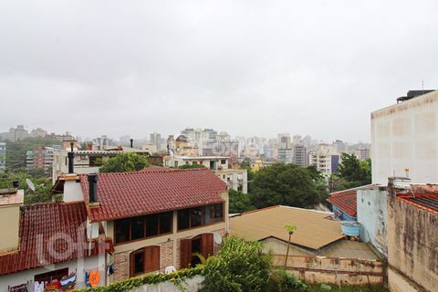 Image 13 - 299882