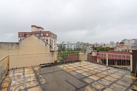 Image 12 - 299882