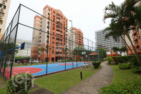 Image 15 - 299949