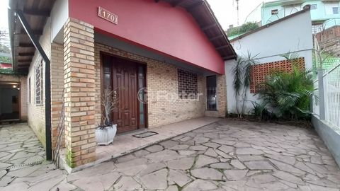 Image 17 - 300153