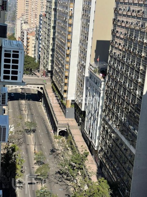 Image 17 - 300315