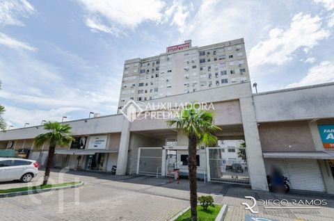Image 17 - 301578