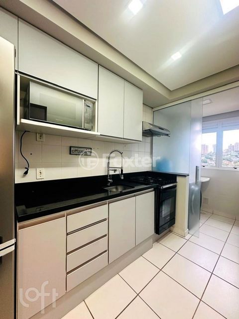 Image 3 - 301587