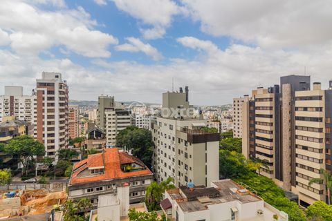 Image 8 - 302197