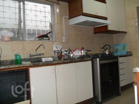 Image 9 - 302586