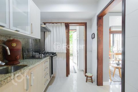 Image 17 - 302804