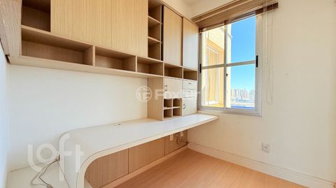 Image 11 - 303146