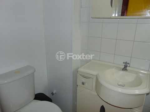 Image 7 - 303340