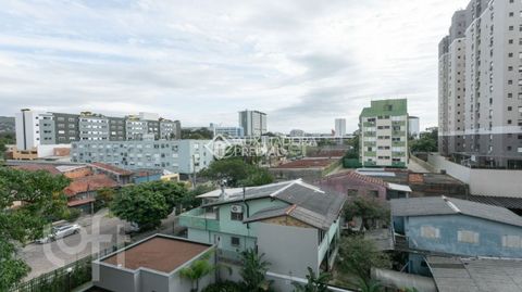 Image 2 - 303513