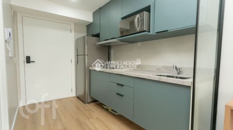 Image 13 - 303513