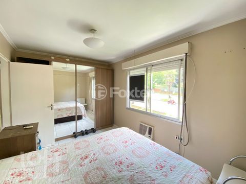 Image 11 - 303584