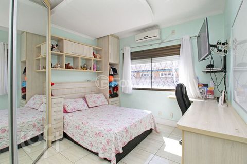 Image 10 - 303640