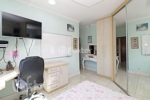 Image 11 - 303640