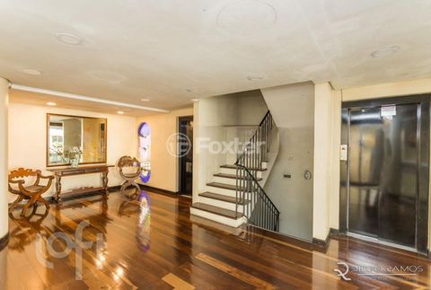 Image 1 - 303671