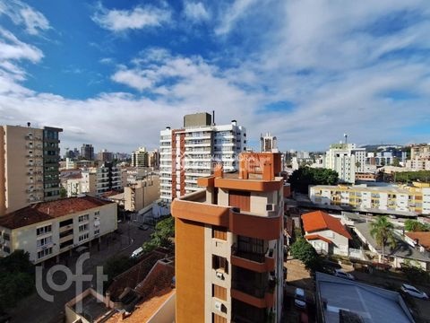 Image 12 - 303855