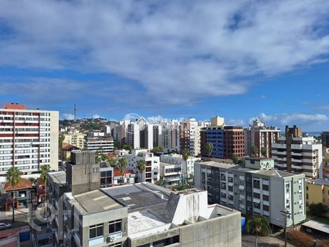 Image 17 - 303855