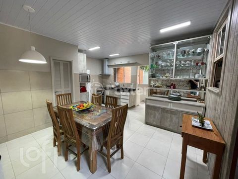 Image 10 - 304036
