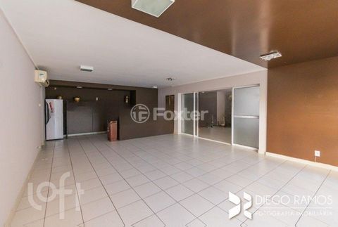 Image 17 - 304163