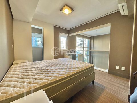Image 8 - 304306