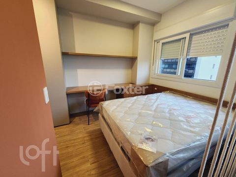 Image 7 - 304404