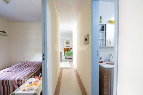 Image 8 - 304571