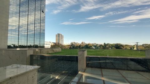 Image 4 - 304592