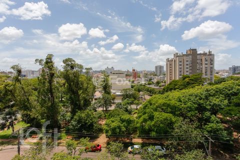 Image 8 - 304741
